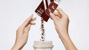 乳清蛋白一天喝幾次？怎麼喝？專家建議3飲用時機，喝對效果更佳